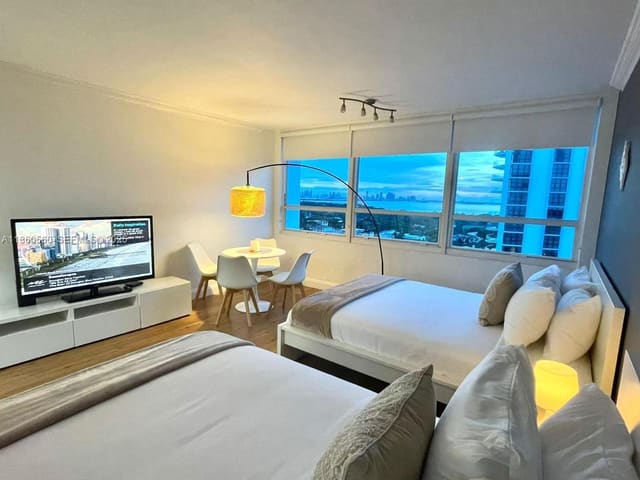 5445 Collins Avenue 1607, sold in Castle Beach Club Condo, Miami Beach, FL