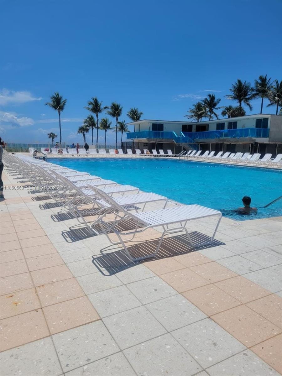 5445 Collins Avenue 1607, Miami Beach, FL 33140 photo 16