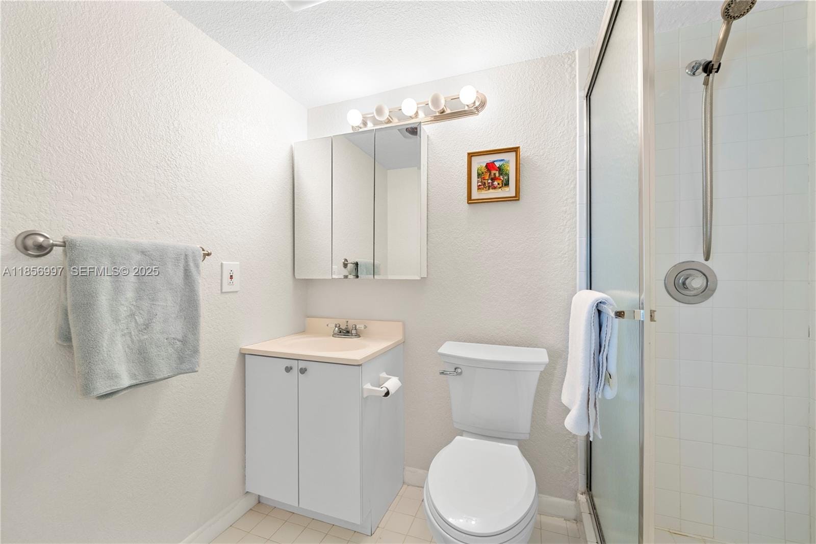 1010 Ellesmere A 1010 — photo 12