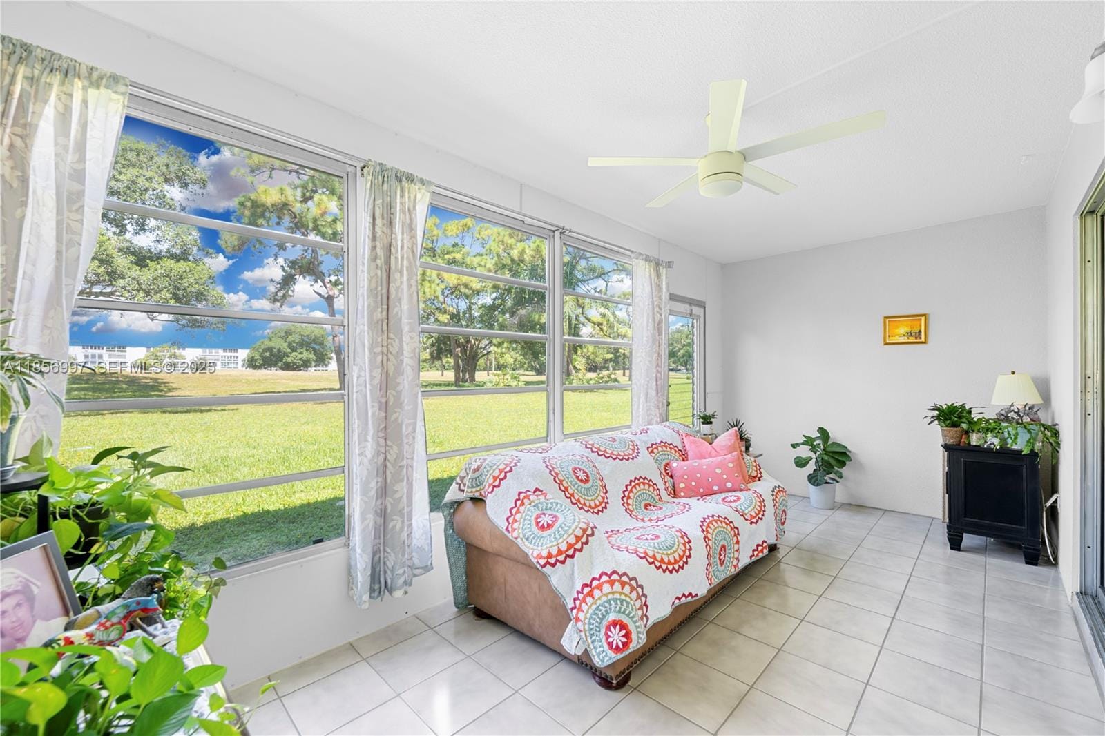 1010 Ellesmere A 1010 — photo 7