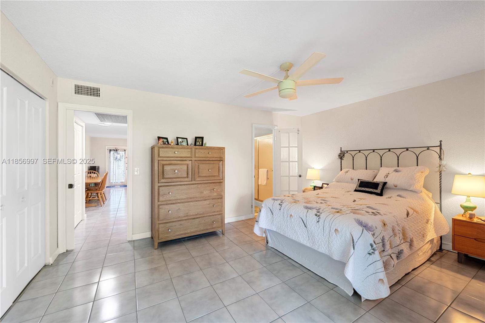 1010 Ellesmere A 1010 — photo 8