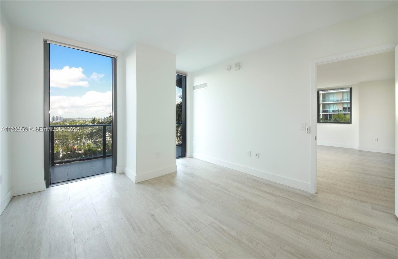 121 NE 34th Street 1009, Miami, FL 33137 photo 16