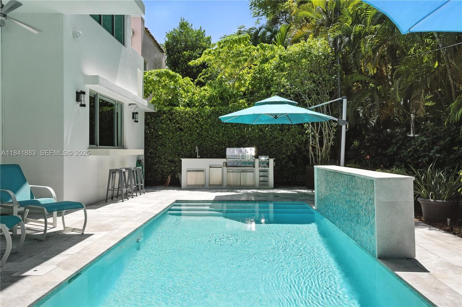 4048 Malaga Avenue, Miami, FL 33133 photo 9
