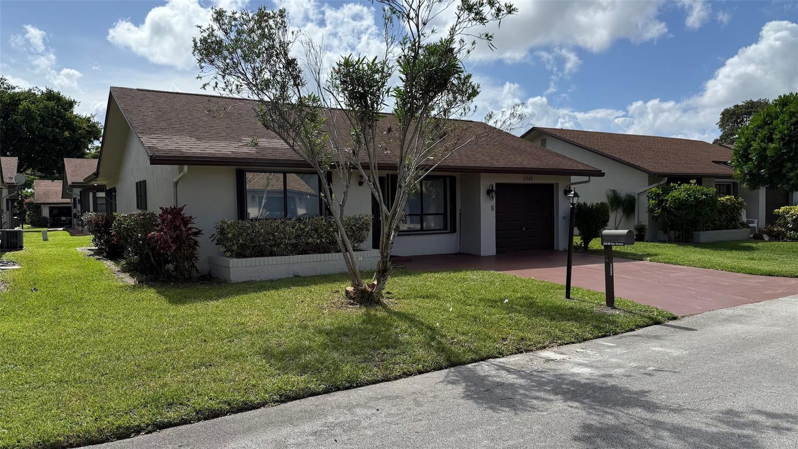 1545 SW 23rd Terrace, Deerfield Beach, FL 33442 photo 2