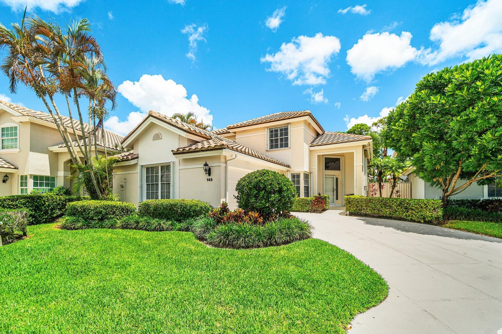 145 Eagleton Court, Palm Beach Gardens, FL 33418