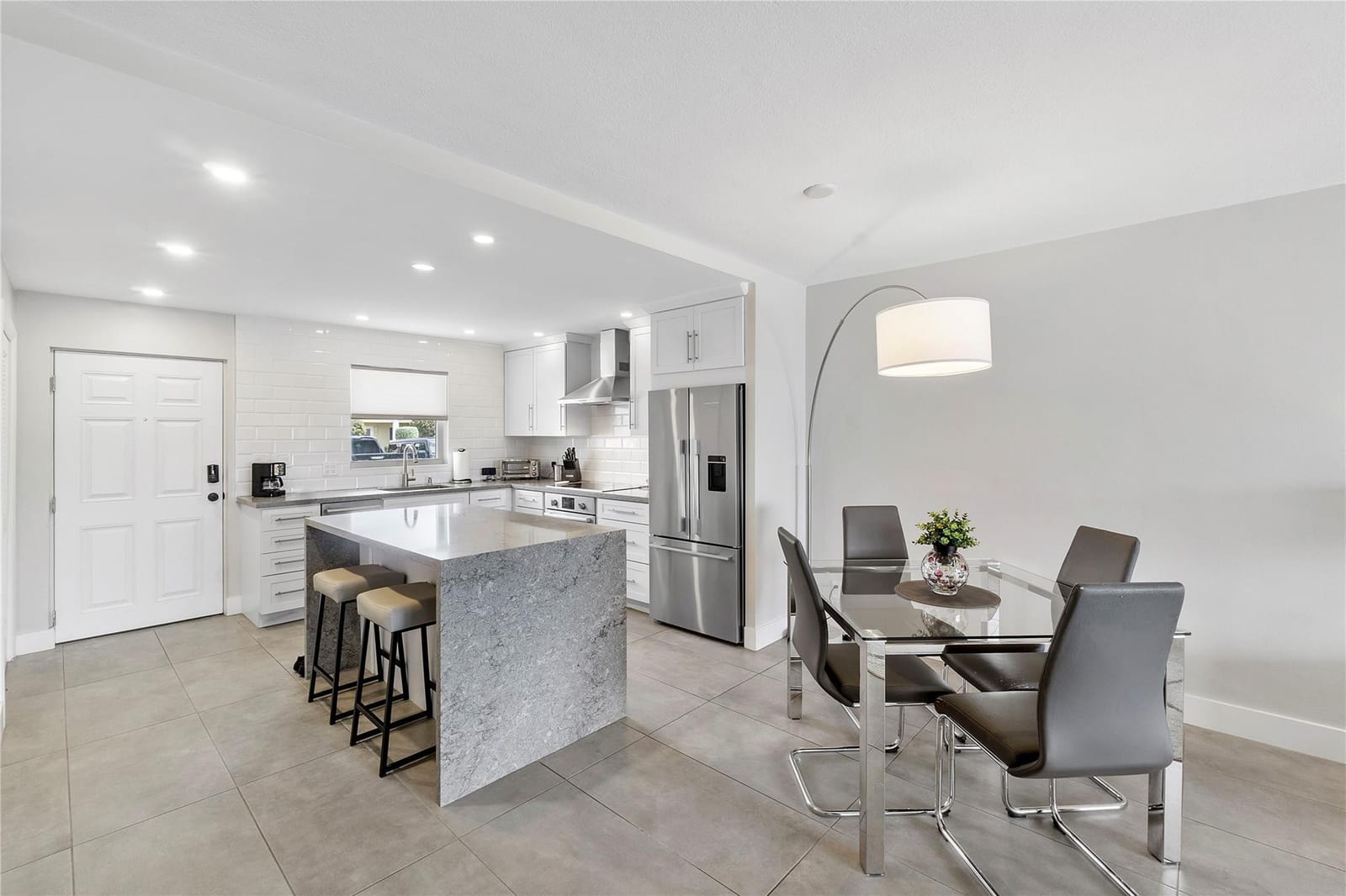2330 NE 36th Street 6 — photo 10