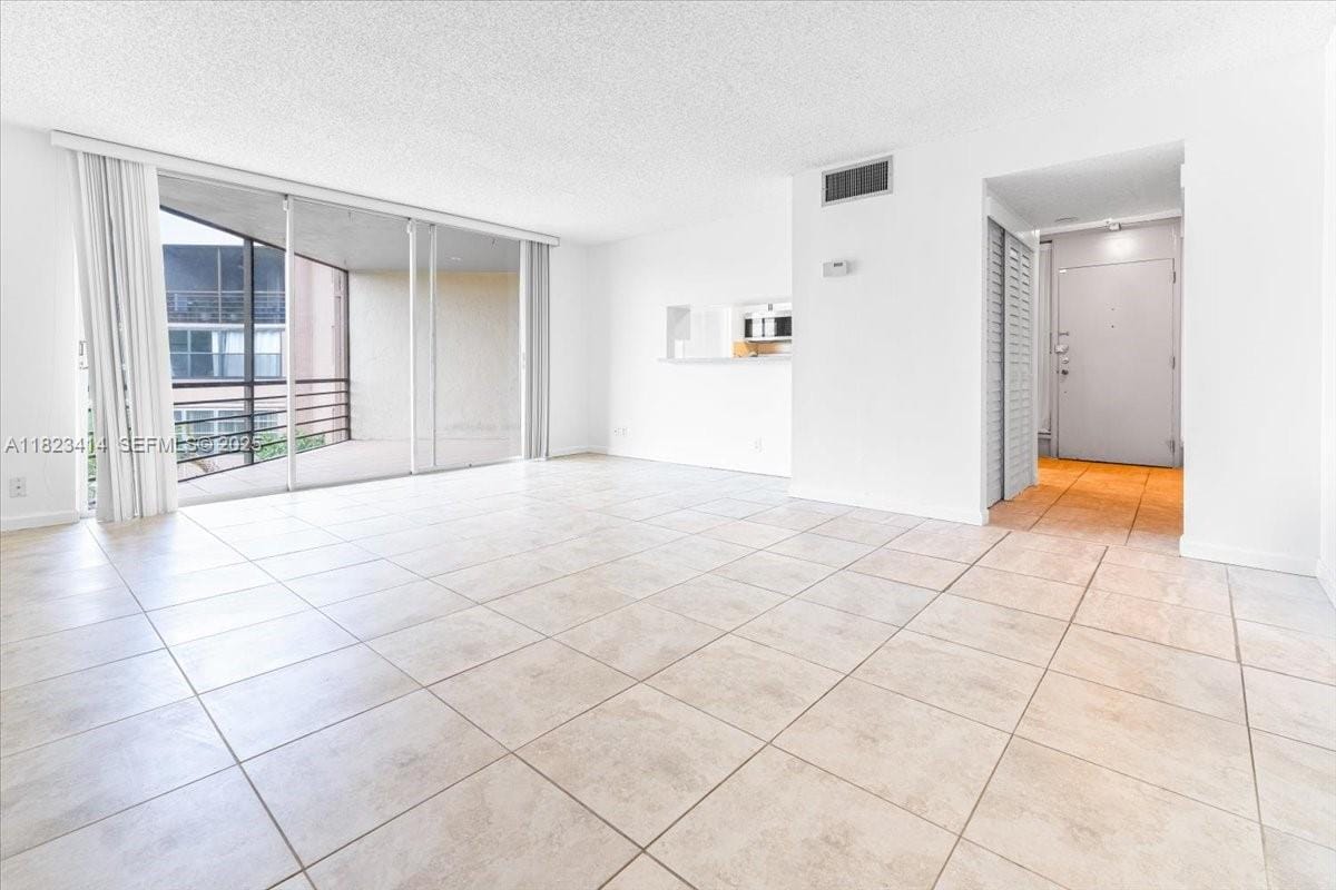 3100 N Pine Island Road 305 — photo 3