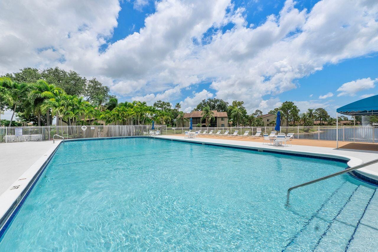 512 Shady Pine Way B1, Greenacres, FL 33415 photo 28