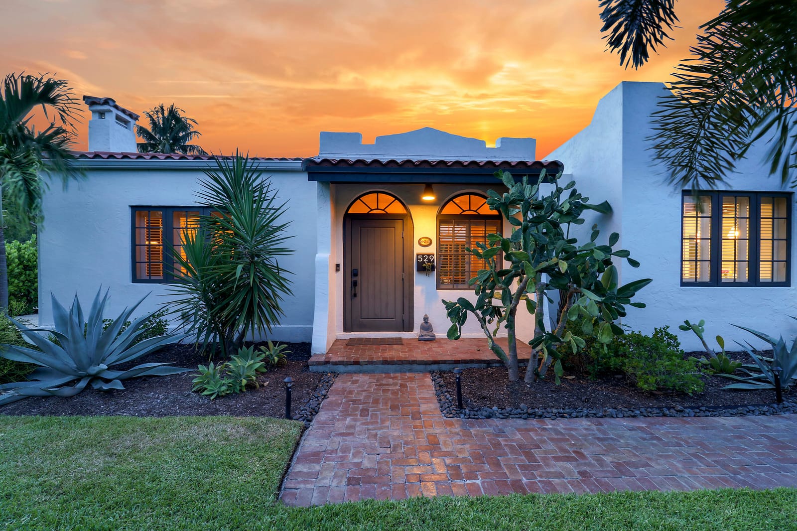 529 Biscayne Drive, West Palm Beach, FL 33401