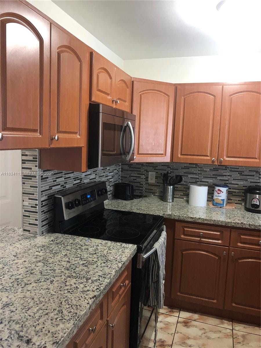 16700 NW 55th Avenue 12 — photo 3