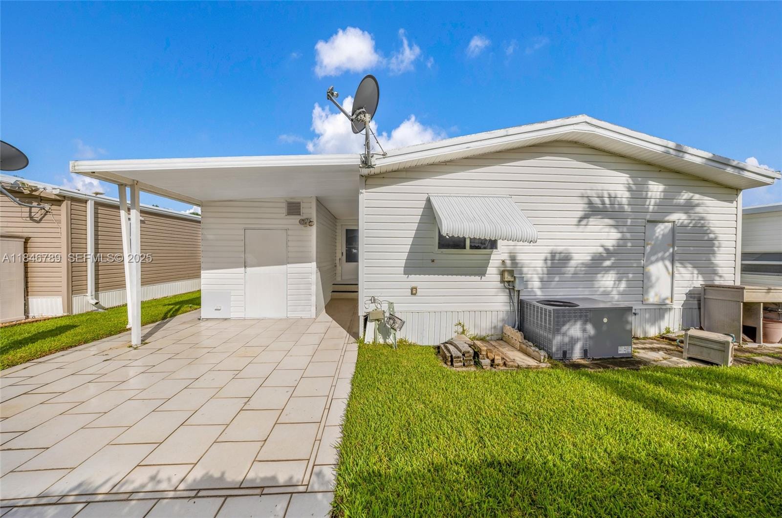5298 NW 4th Terrace, Deerfield Beach, FL 33064 photo 5