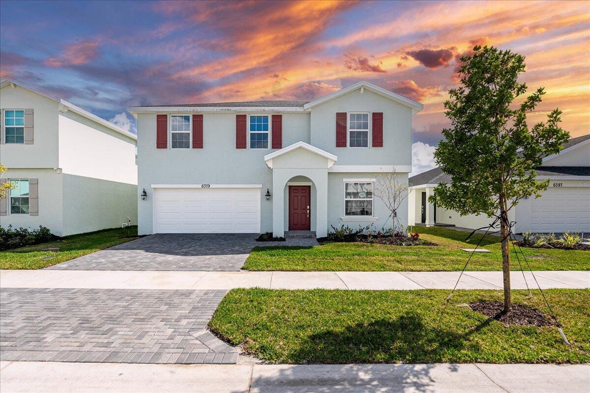 6379 NW Windwood Way, Port St. Lucie, FL 34987