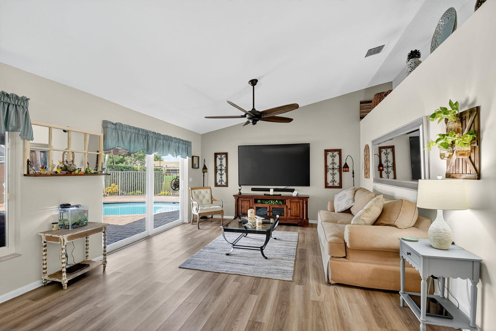3765 Cypress Lake Drive, Lake Worth, FL 33467 photo 17