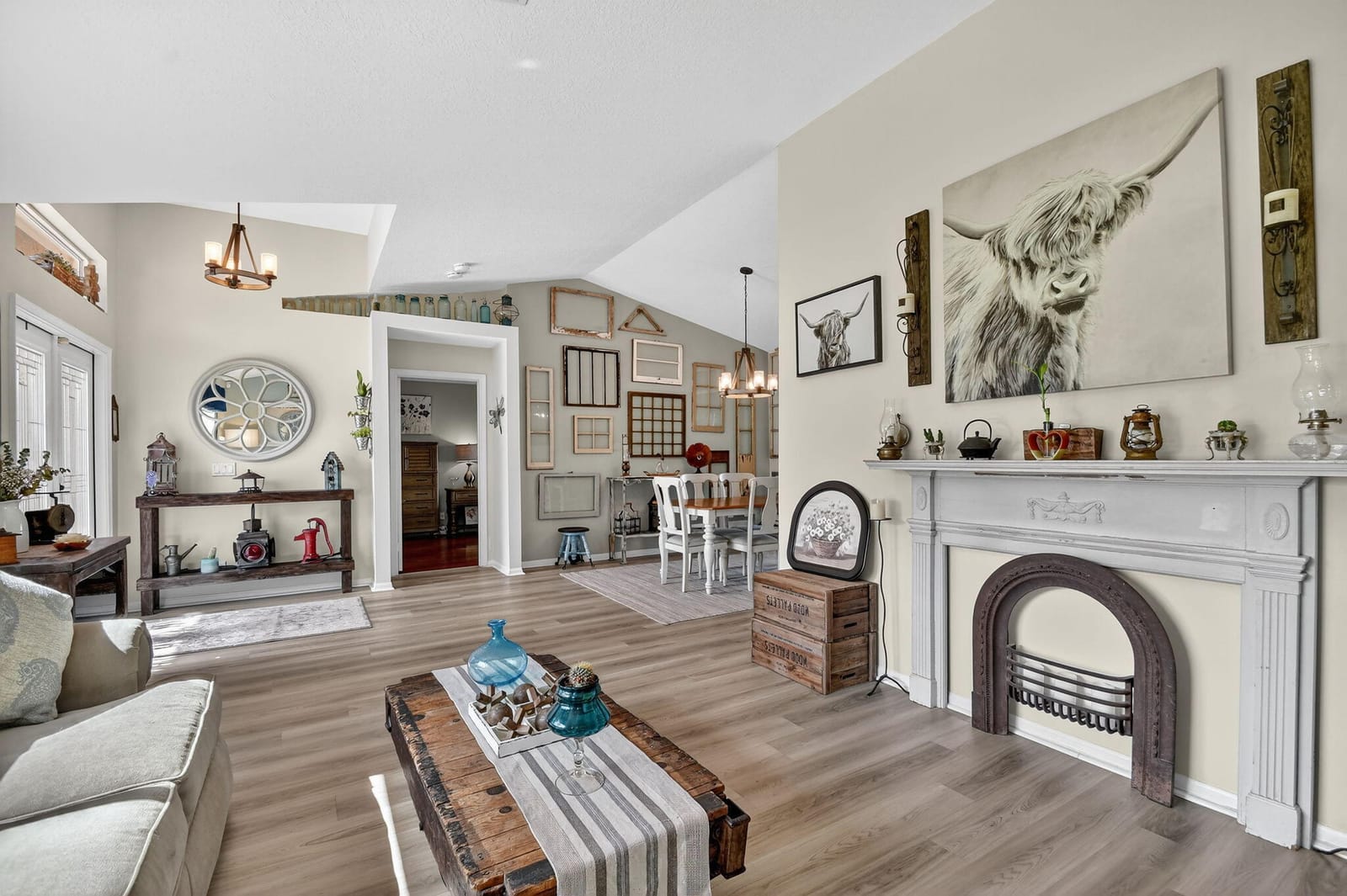 3765 Cypress Lake Drive — photo 8