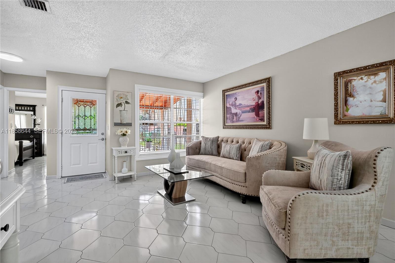 6570 W 2nd Court 19C, Hialeah, FL 33012, Hialeah