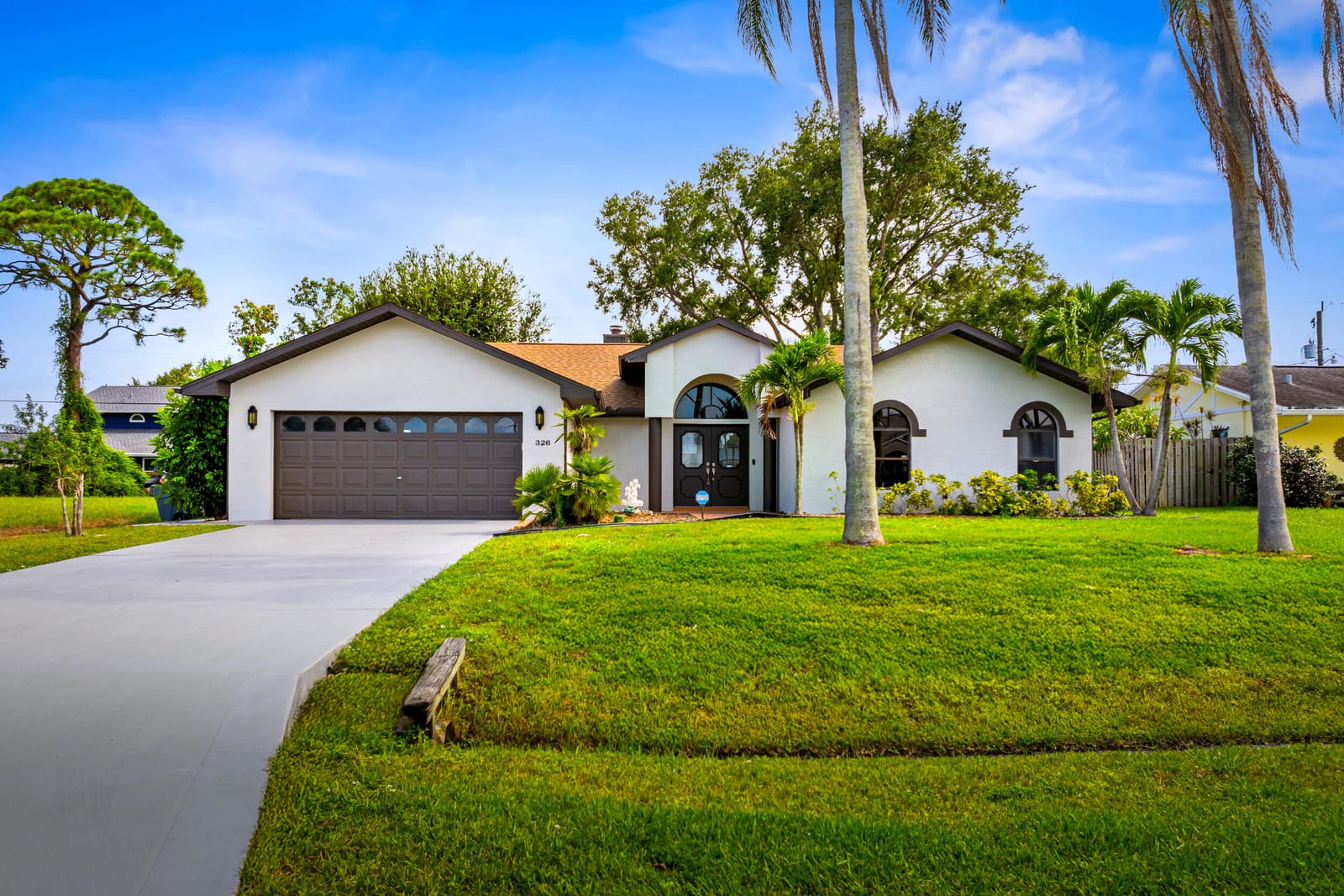 326 NE Genesee Avenue, Port St. Lucie, FL 34983