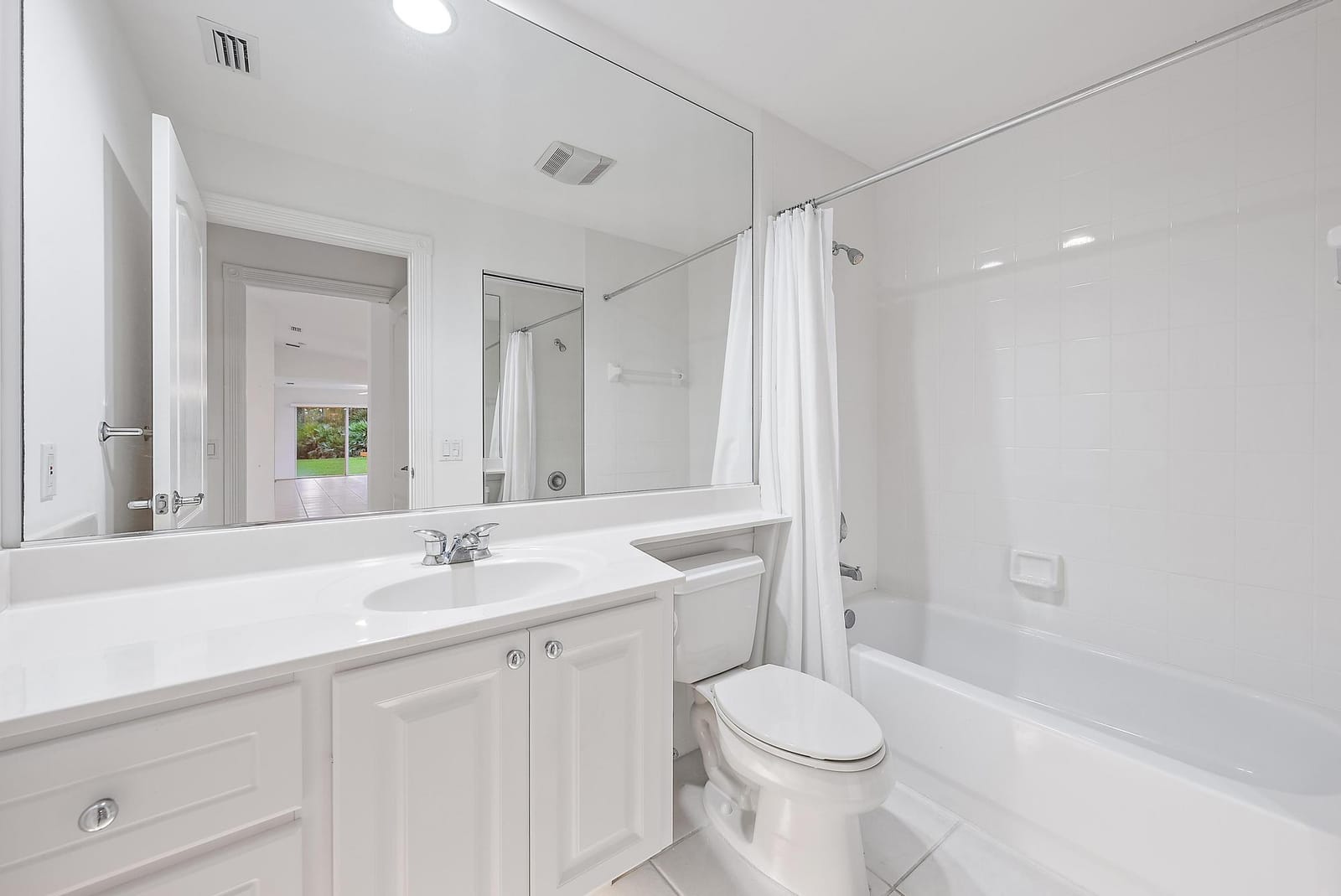 9284 SE Hawks Nest Court — photo 12