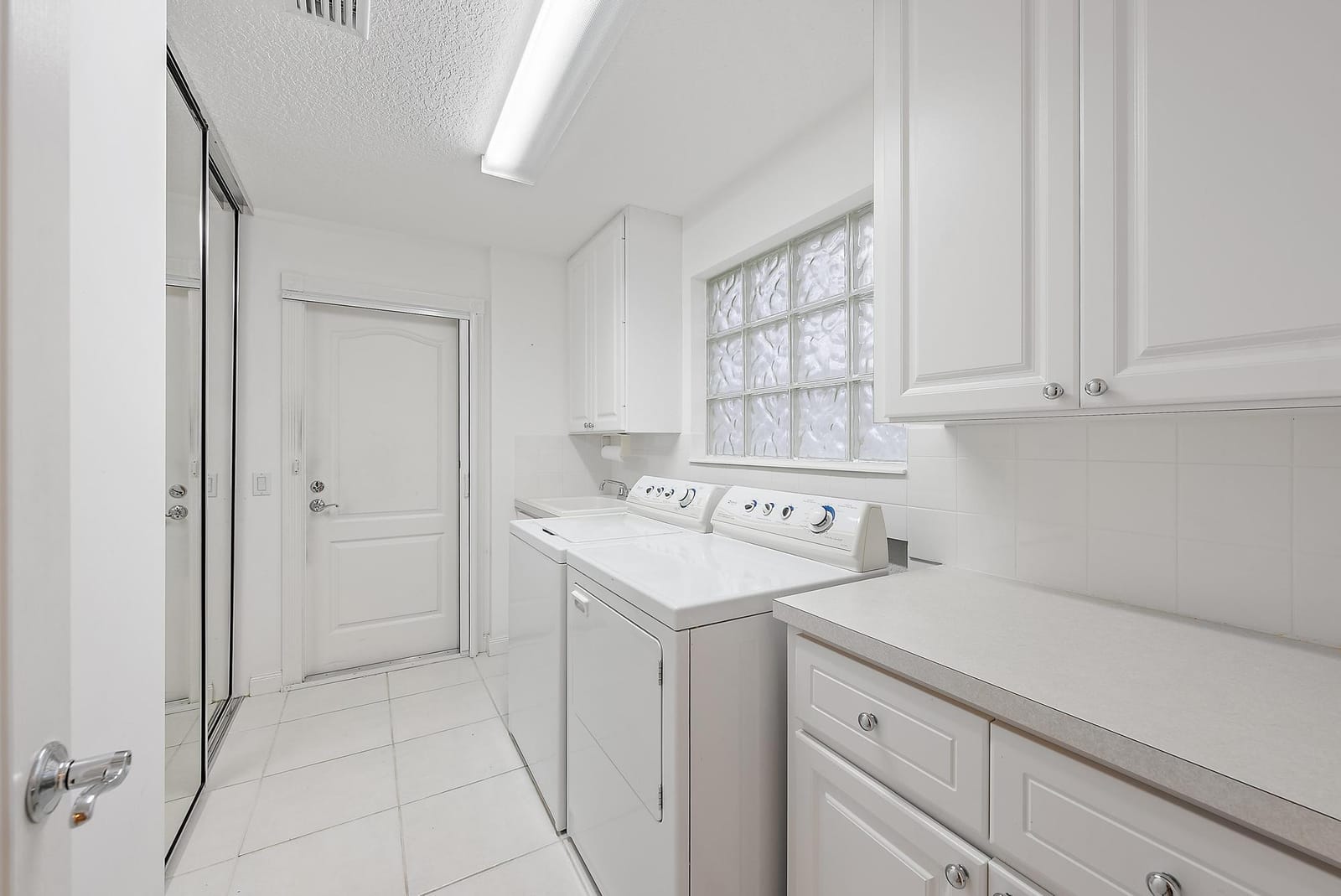 9284 SE Hawks Nest Court, Hobe Sound, FL 33455 photo 14