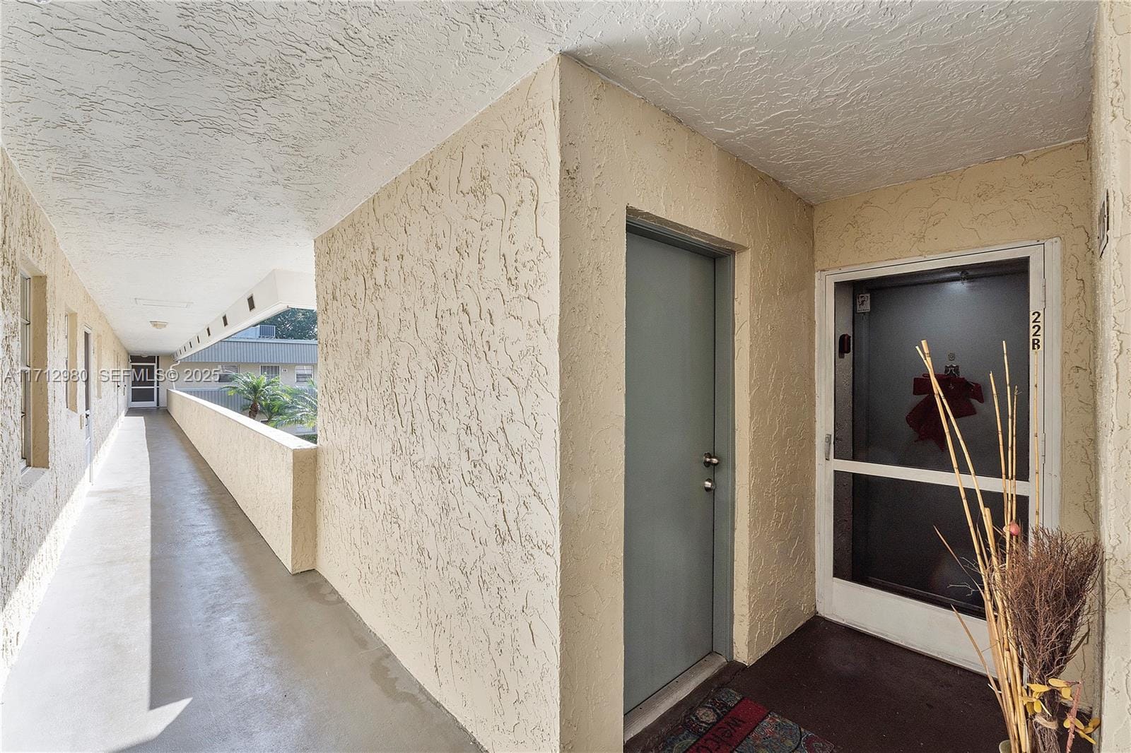 126 Sparrow Drive 22B, Royal Palm Beach, FL 33411 photo 2