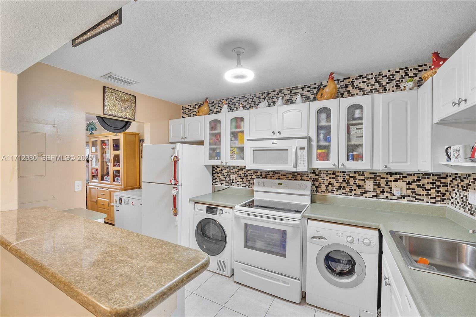 126 Sparrow Drive 22B, Royal Palm Beach, FL 33411 photo 20