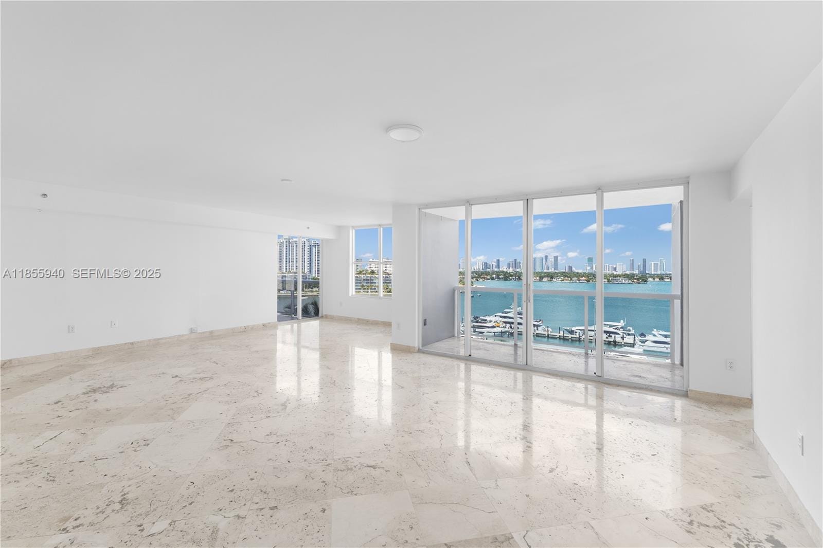 1800 Sunset Harbour Drive 1012, Miami Beach, FL 33139 photo 2