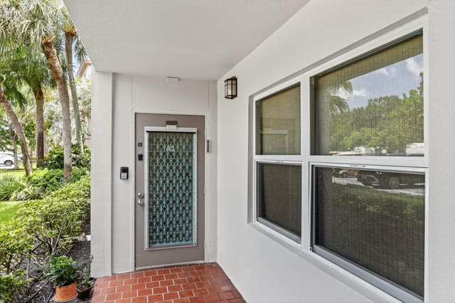 3302 Aruba Way A1, sold in Aruba, Coconut Creek, FL