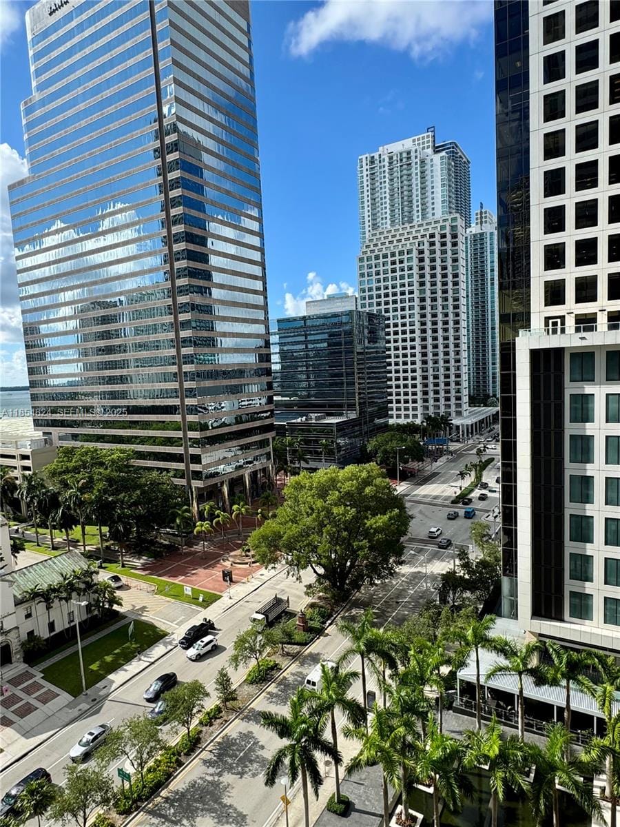 500 Brickell Avenue 1204, Miami, FL 33131 photo 18
