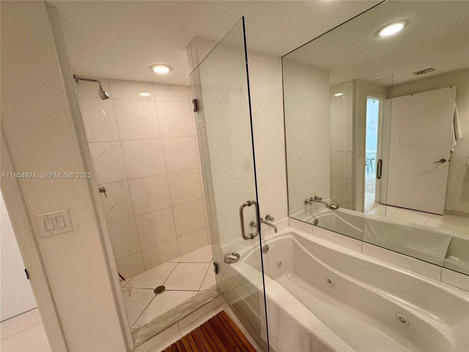 500 Brickell Avenue 1204, Miami, FL 33131 photo 21