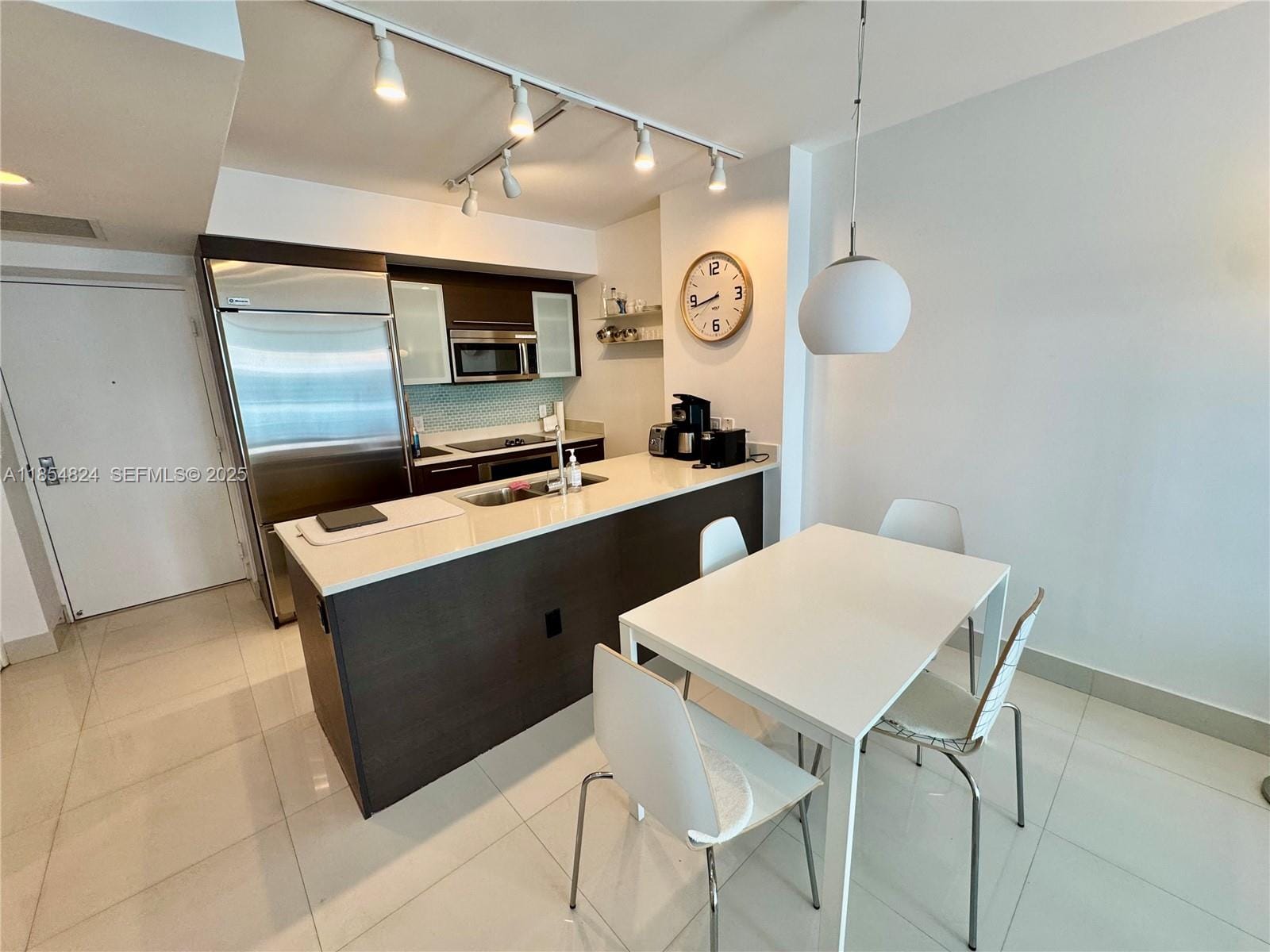 500 Brickell Avenue 1204 — photo 4