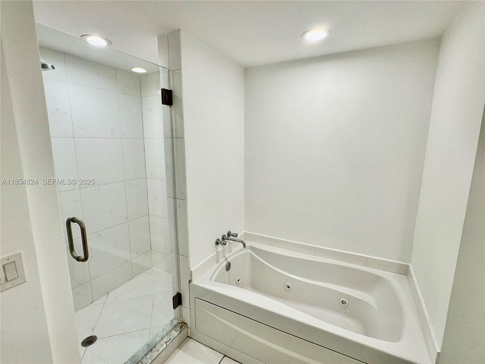 500 Brickell Avenue 1204 — photo 6