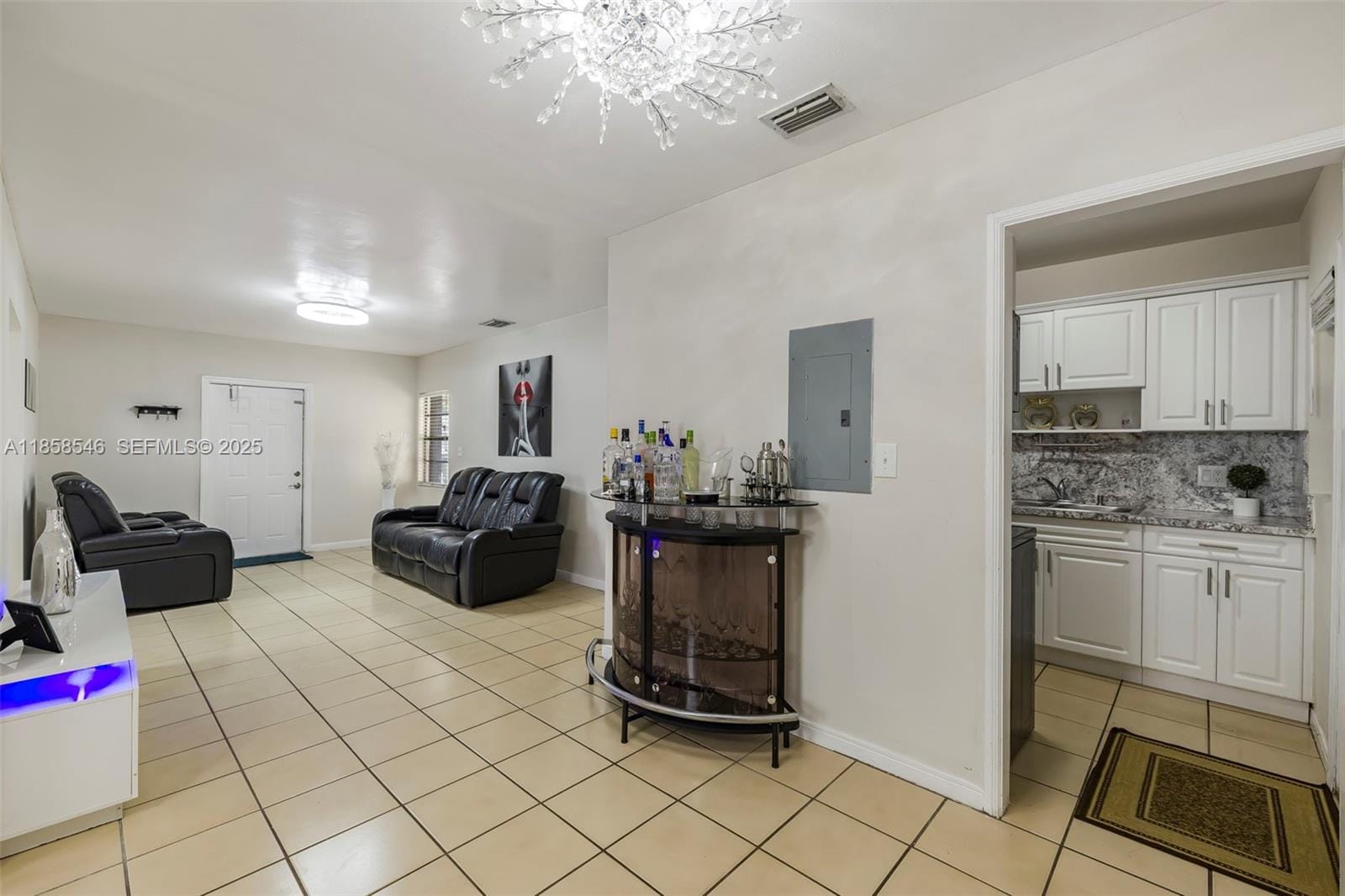 620 NE 2nd Place, Hialeah, FL 33010 photo 12