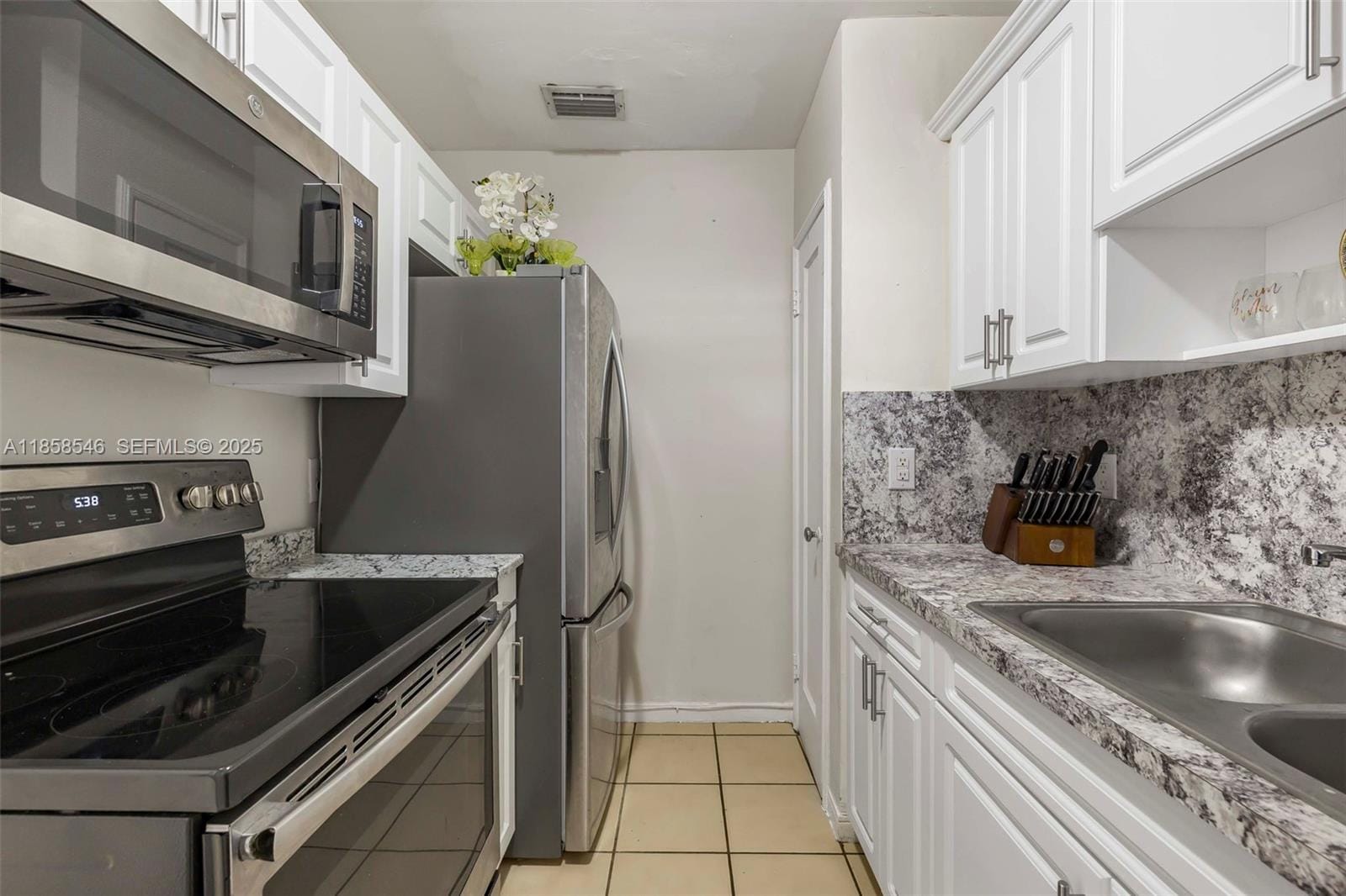 620 NE 2nd Place, Hialeah, FL 33010 photo 14