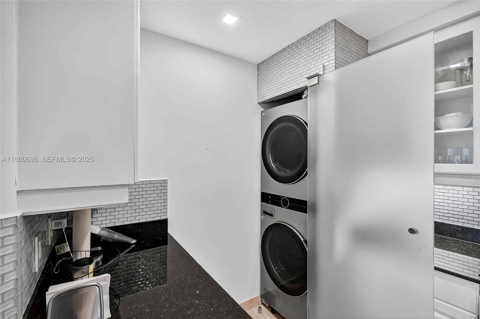 715 Crandon Boulevard PH-5 — photo 11