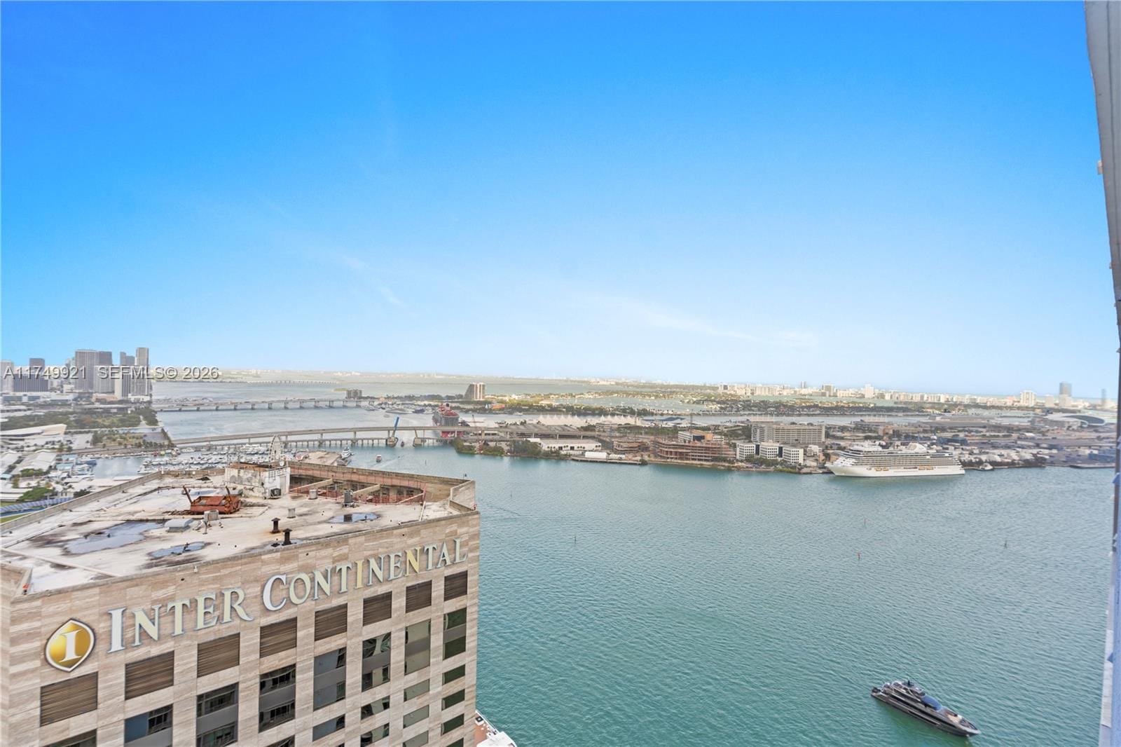 335 S Biscayne Boulevard UPH02, Miami, FL 33131 photo 13