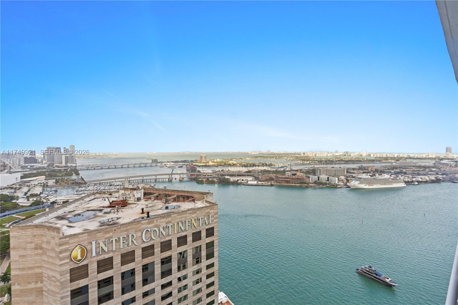 335 S Biscayne Boulevard UPH02, Miami, FL 33131 photo 14