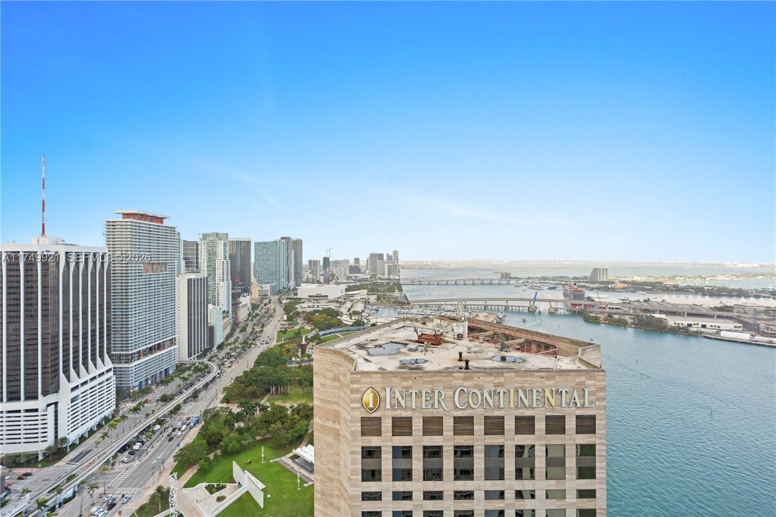335 S Biscayne Boulevard UPH02, Miami, FL 33131 photo 15