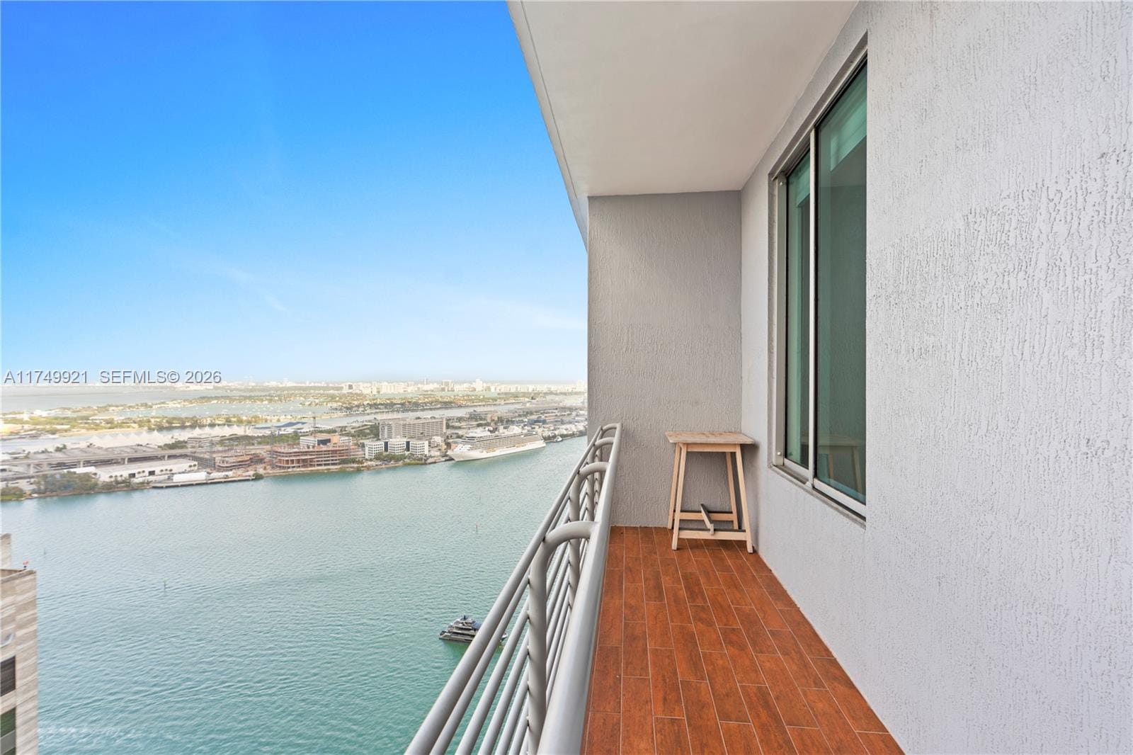335 S Biscayne Boulevard UPH02 — photo 6