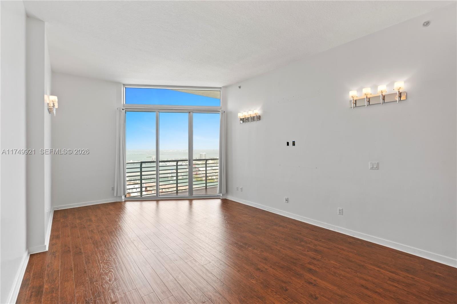 335 S Biscayne Boulevard UPH02 — photo 8