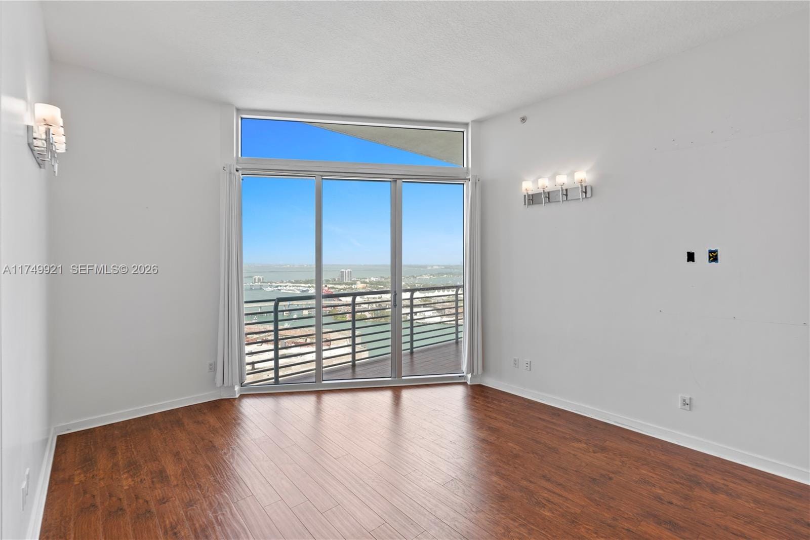 335 S Biscayne Boulevard UPH02 — photo 9