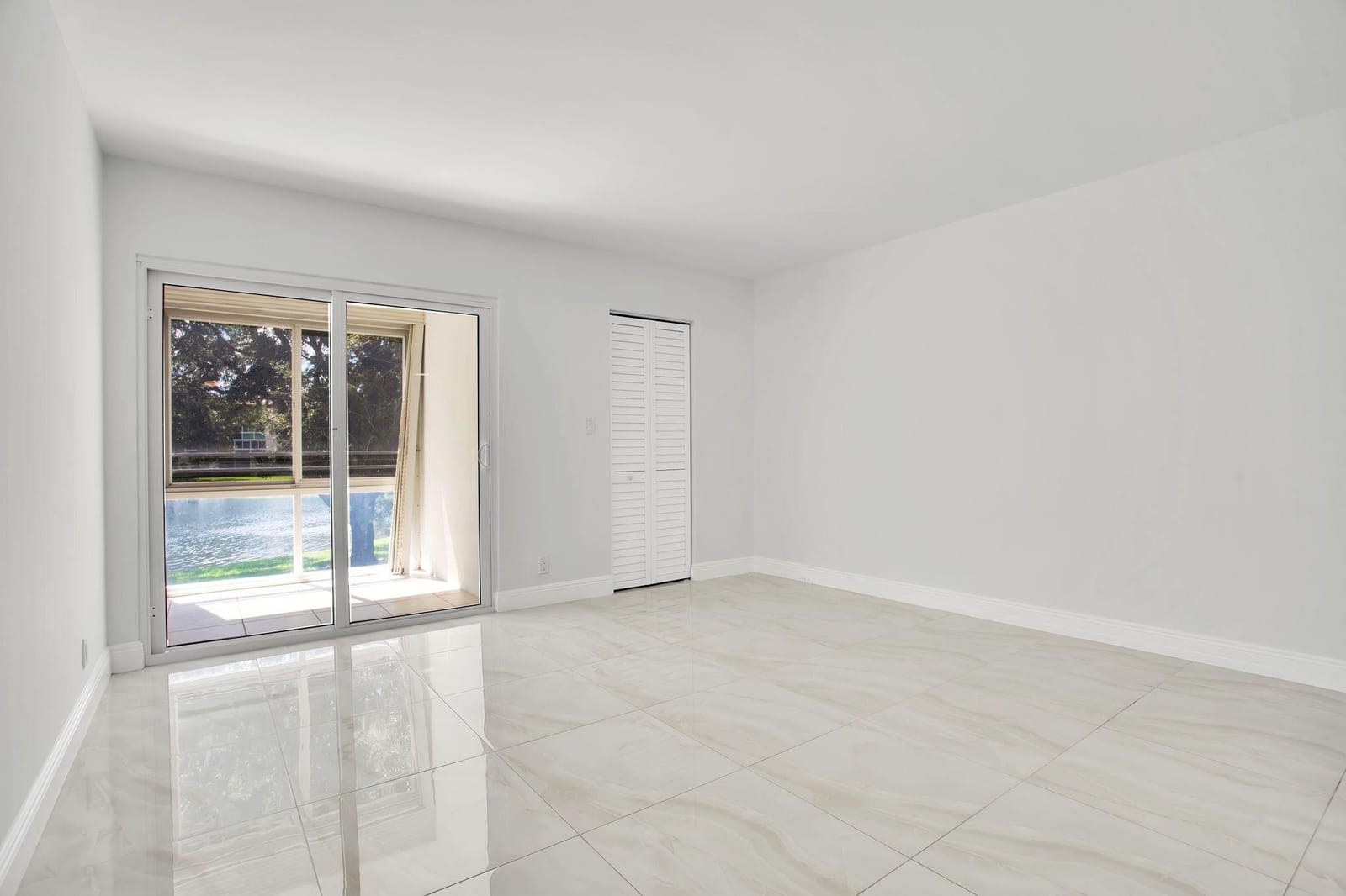 2202 Lucaya Bend H2, Coconut Creek, FL 33066 photo 14