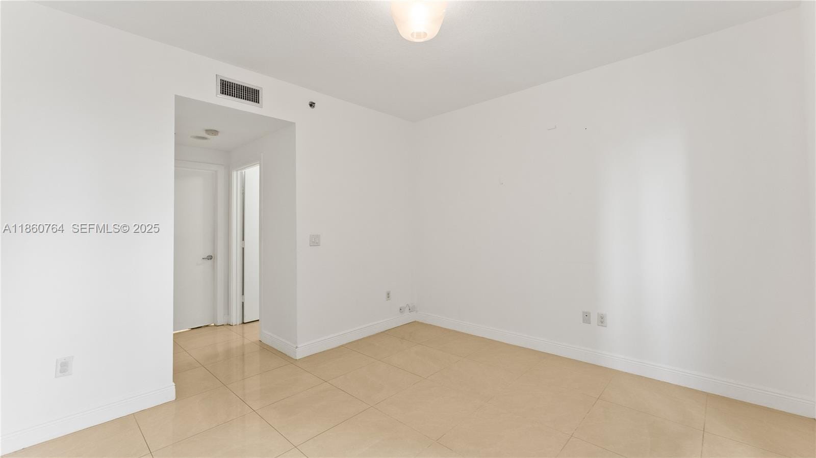 1050 Brickell Avenue 2620, Miami, FL 33131 photo 10