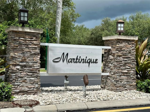 3211 SE 5th Court, sold in Martinique At Oasis Repla, Homestead, FL