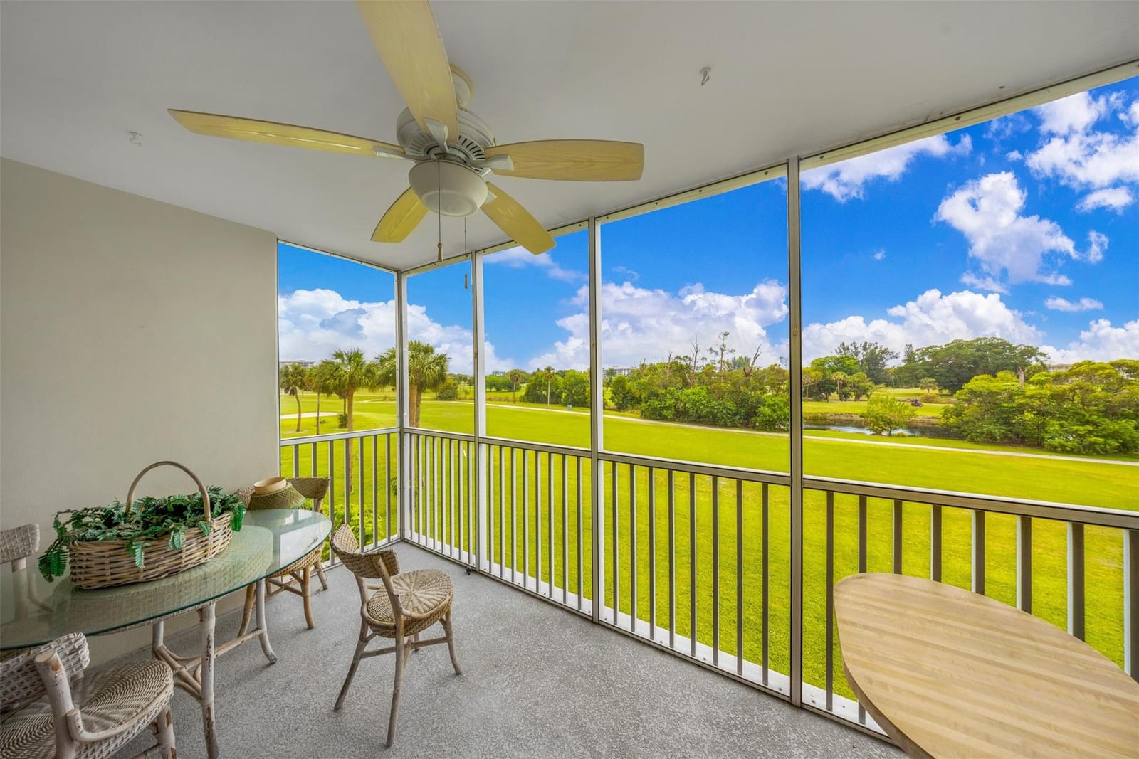 3000 N Palm Aire Drive 302 — photo 10
