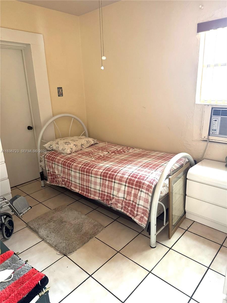 1385 NW 28th Street, Miami, FL 33142 photo 6