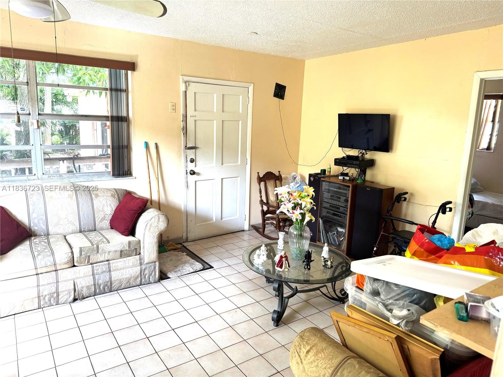1385 NW 28th Street, Miami, FL 33142 photo 9