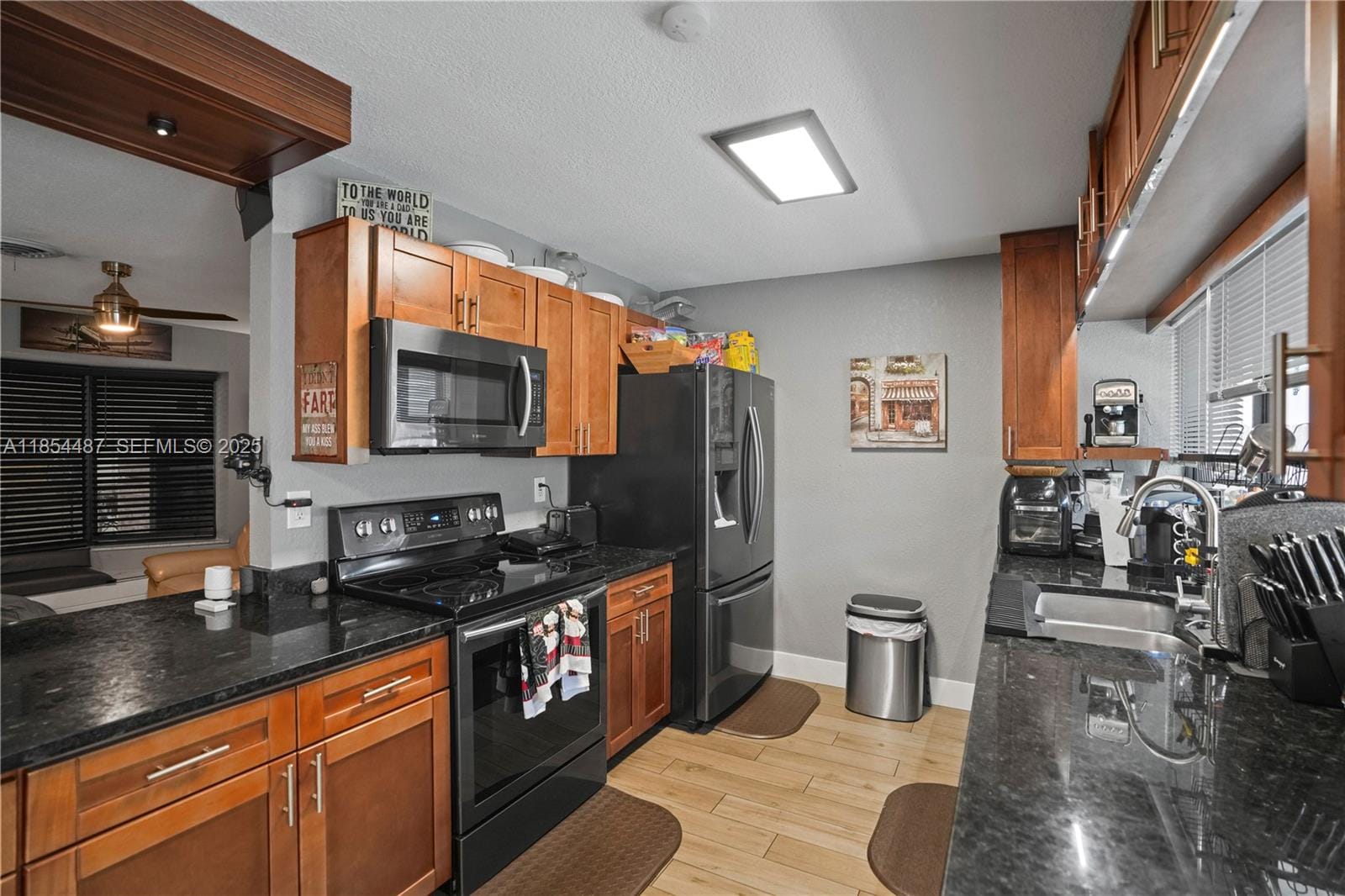 4301 NW 45th Avenue, Lauderdale Lakes, FL 33319 photo 11