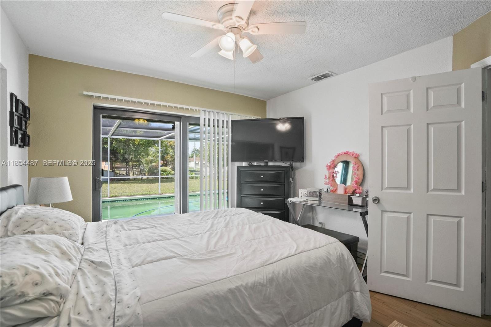 4301 NW 45th Avenue, Lauderdale Lakes, FL 33319 photo 16