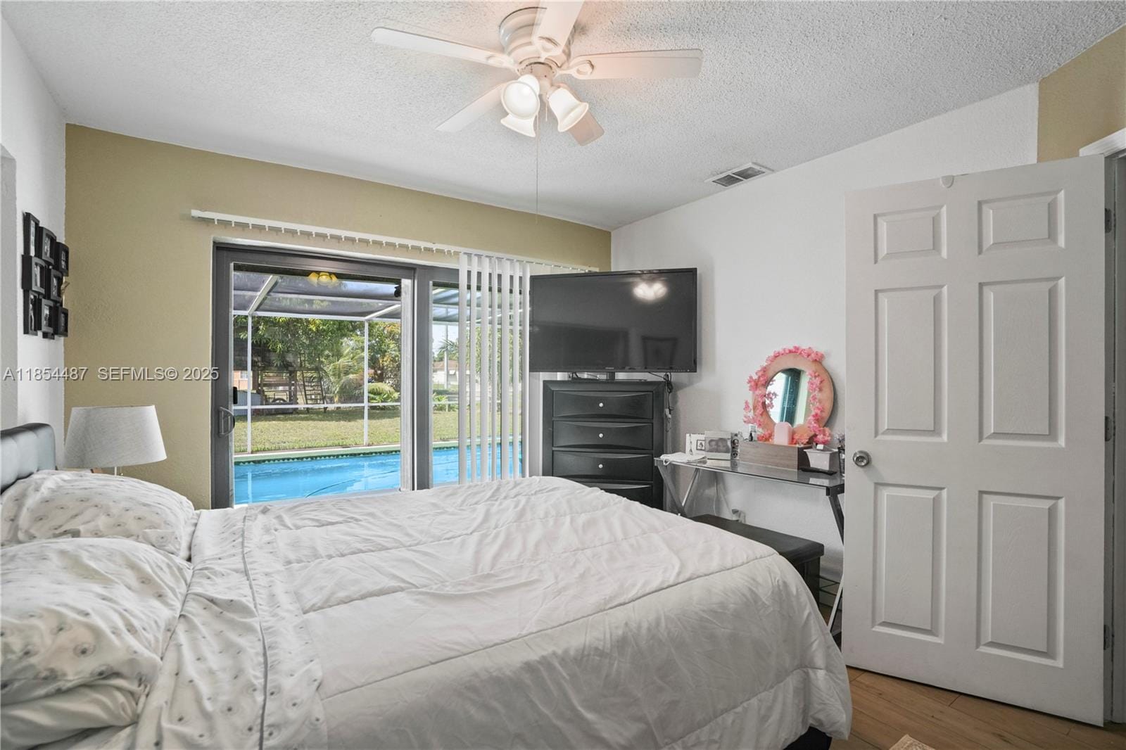 4301 NW 45th Avenue, Lauderdale Lakes, FL 33319 photo 17