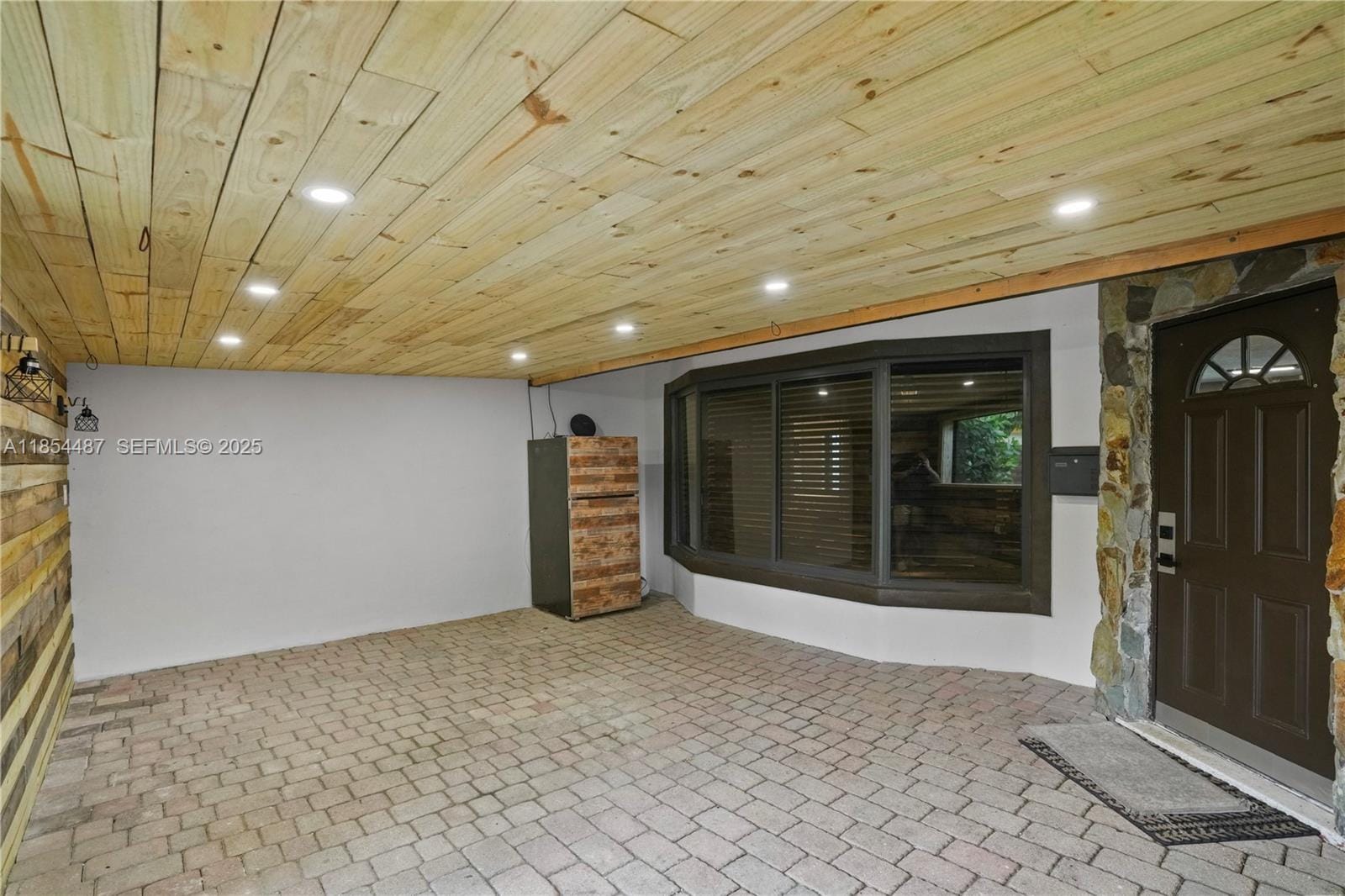 4301 NW 45th Avenue, Lauderdale Lakes, FL 33319 photo 27