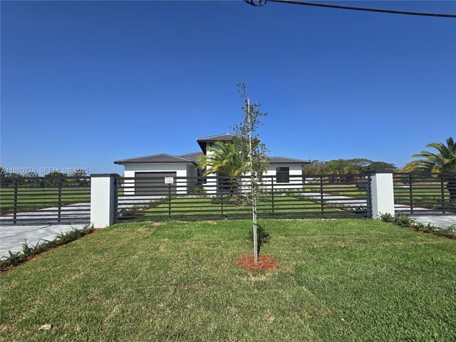 23840 SW 209th Place, sold in Outback Ranches, Homestead, FL